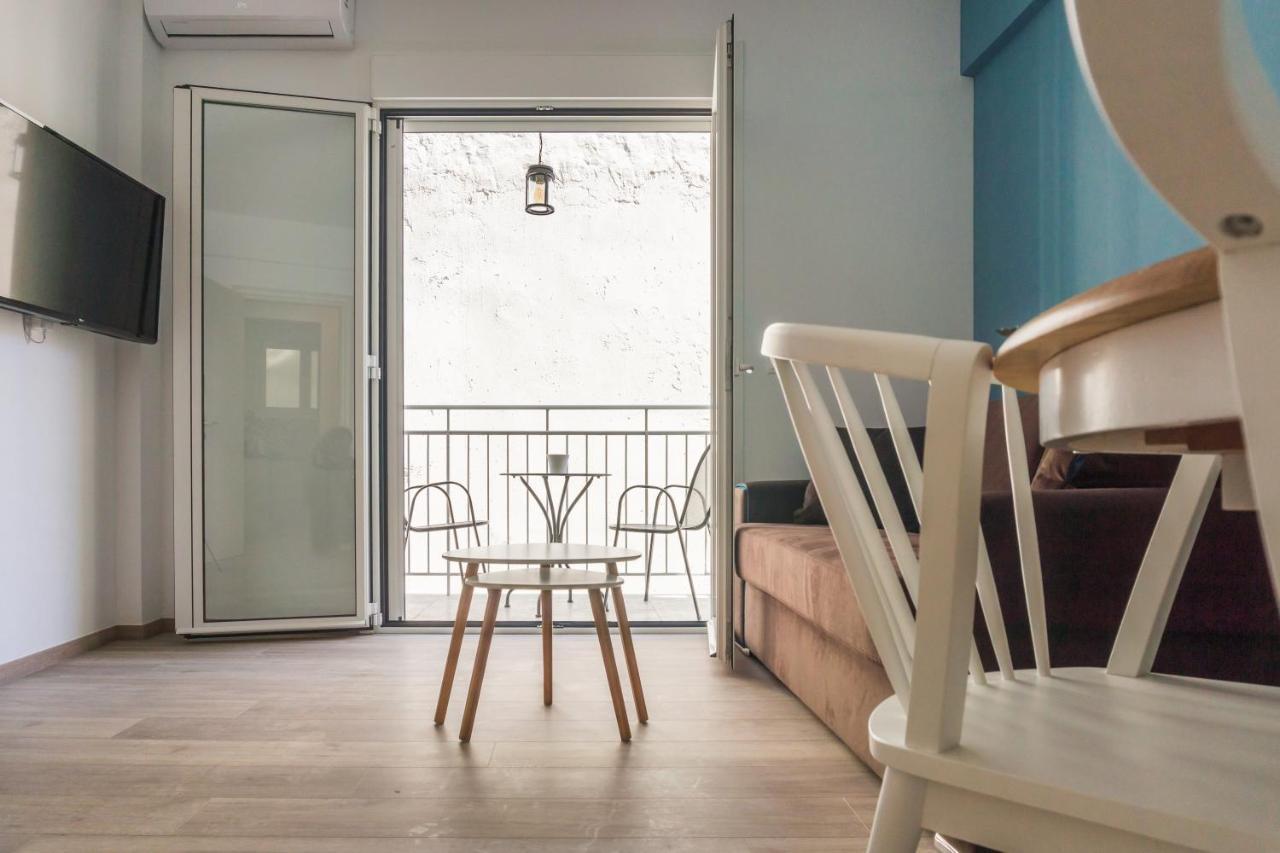 Comfort Zone Apartment In The Heart Of Atene Esterno foto